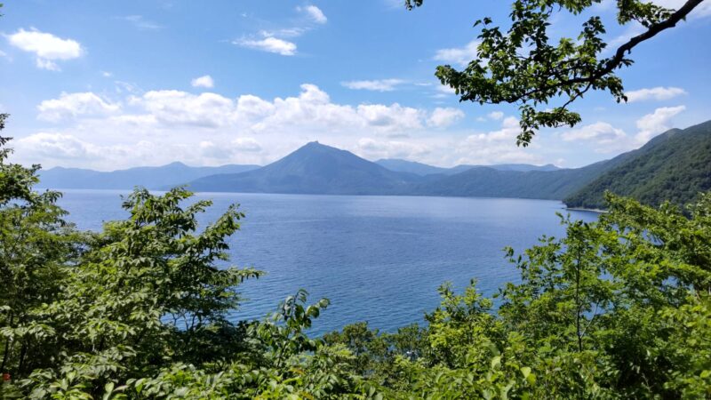 支笏湖の湖畔周辺からの風景1