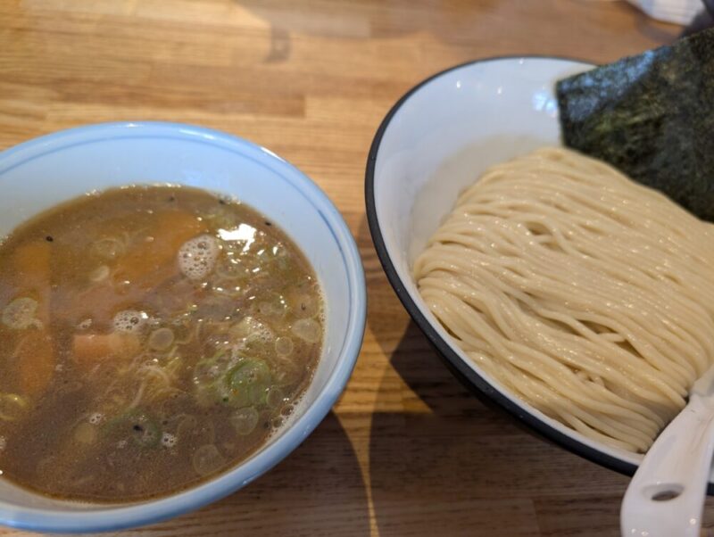 麺エイジ月寒ファクトリ　旨味つけそば