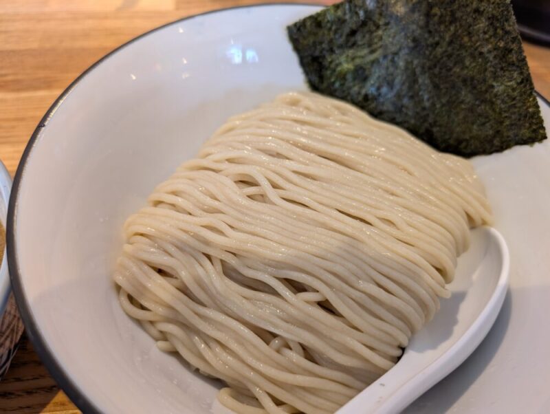 麺エイジ月寒ファクトリ　麺