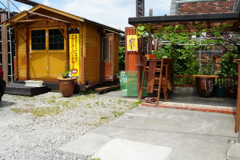 あさり屋 小樽朝里の燻製棒寿司屋 駐車場