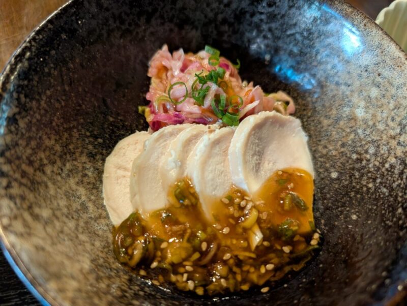 菜はな 道産鶏むね肉の柔らか燻製ロースト 小樽天狗山の麓にある古民家カフェ&レストラン