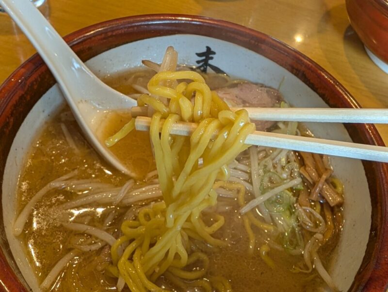 らーめん末 味噌ラーメン 麺