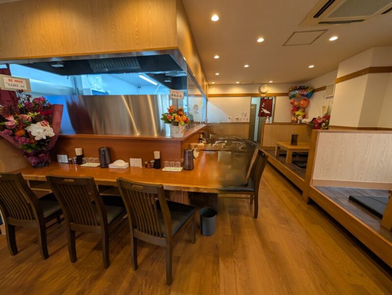 らーめん末 カウンター席