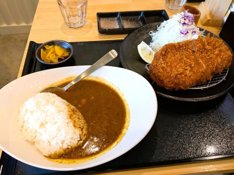 いっぺこっぺ西岡店 特ロースかつカレー とんかつ檍のカレー屋