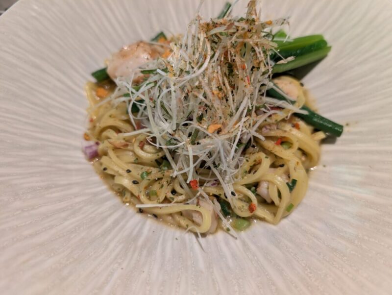 休日洋麺店 白出汁ほたてペペロン